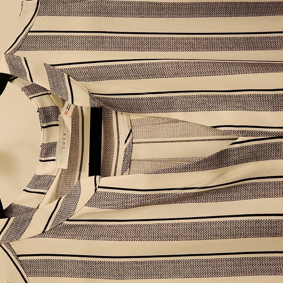 Lush black and white/cream stripped dress - Picture 2 of 4